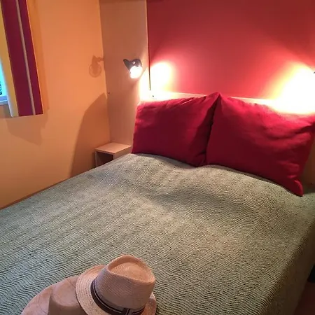 Les Orangers * San-Martino-di-Lota