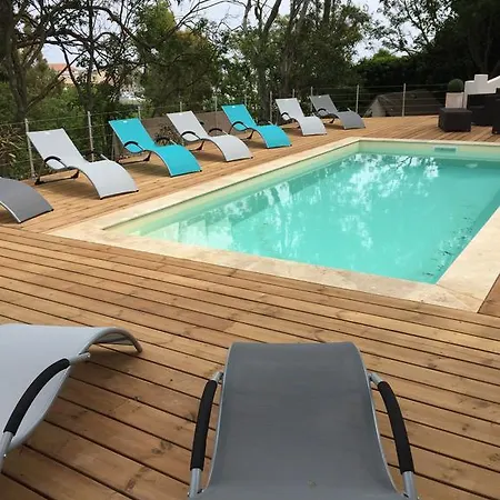 Les Orangers مكان تخييم *