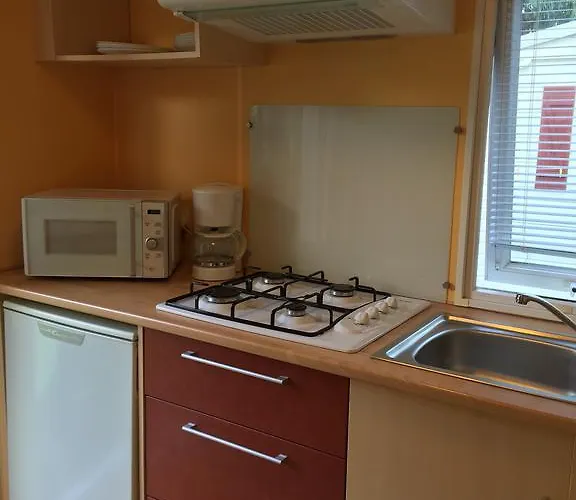 Les Orangers * San-Martino-di-Lota