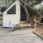 Kamp alanı Les Orangers