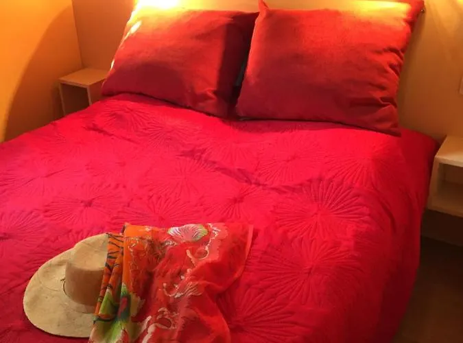 Les Orangers Camping San-Martino-di-Lota