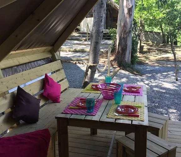 Les Orangers Camping San-Martino-di-Lota