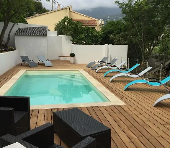 Camping Les Orangers *