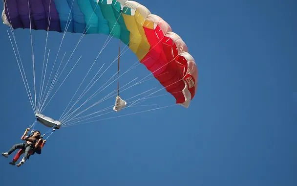 Les Orangers אתר קמפינג San-Martino-di-Lota